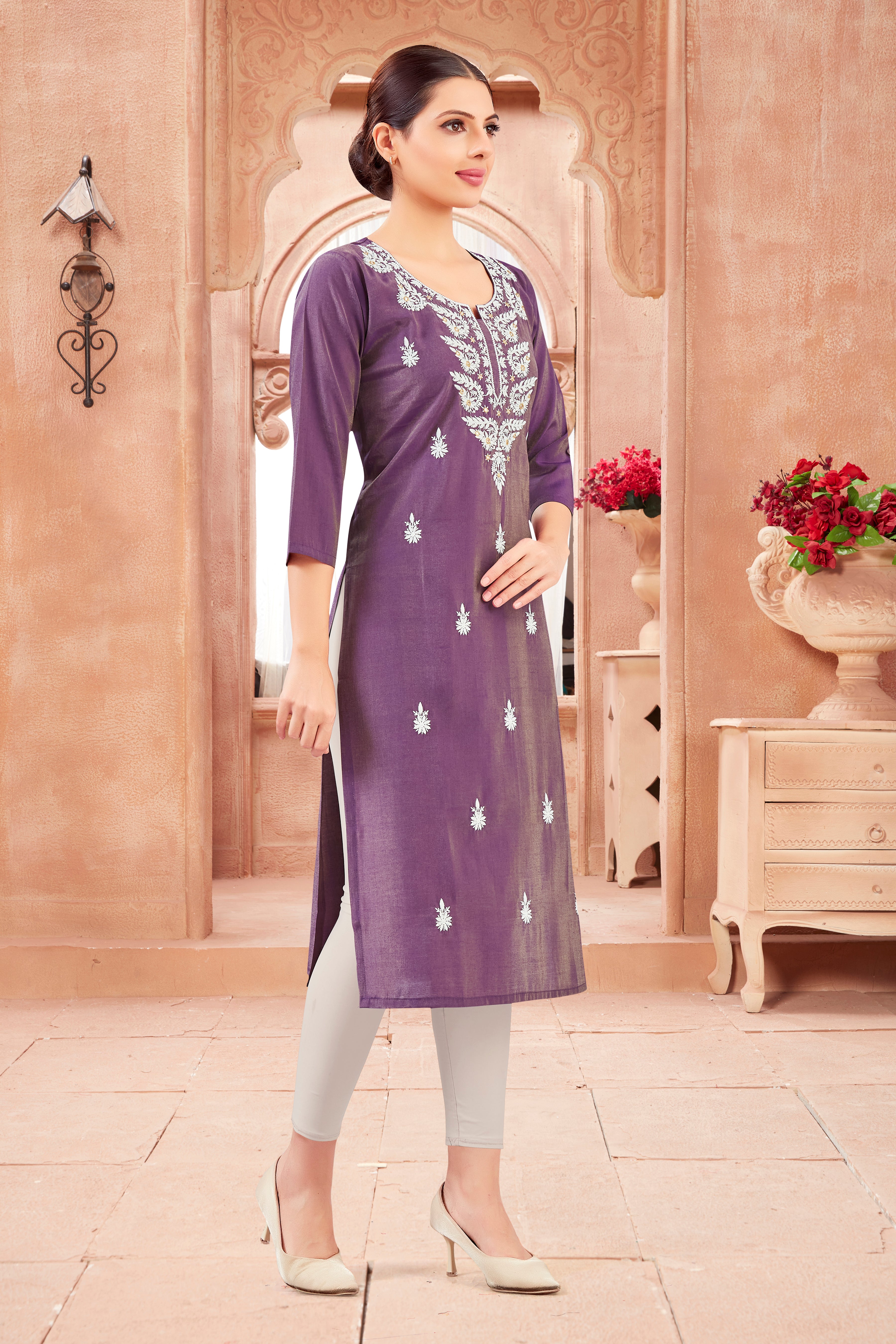 Aruna Kurti