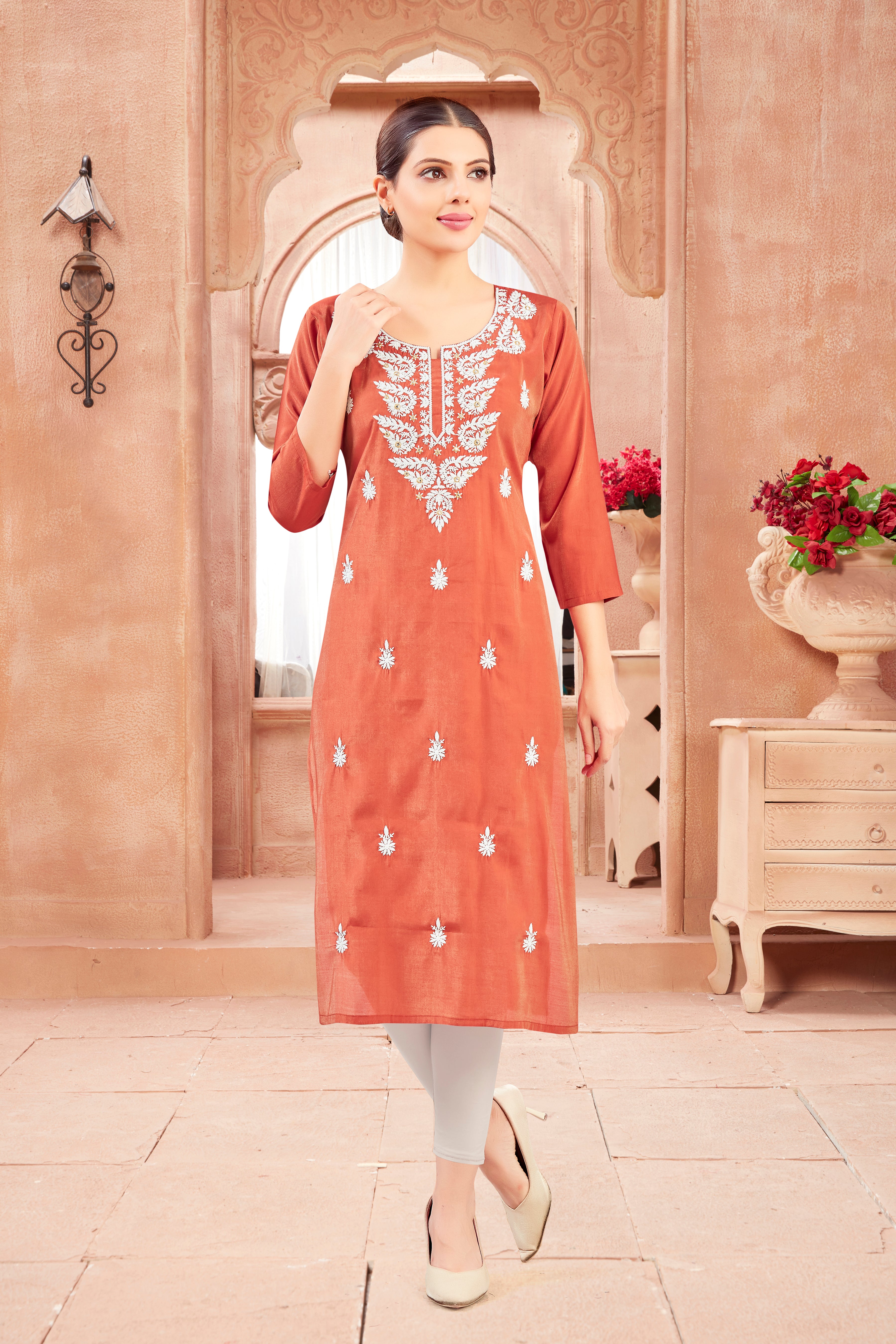 Aruna Kurti