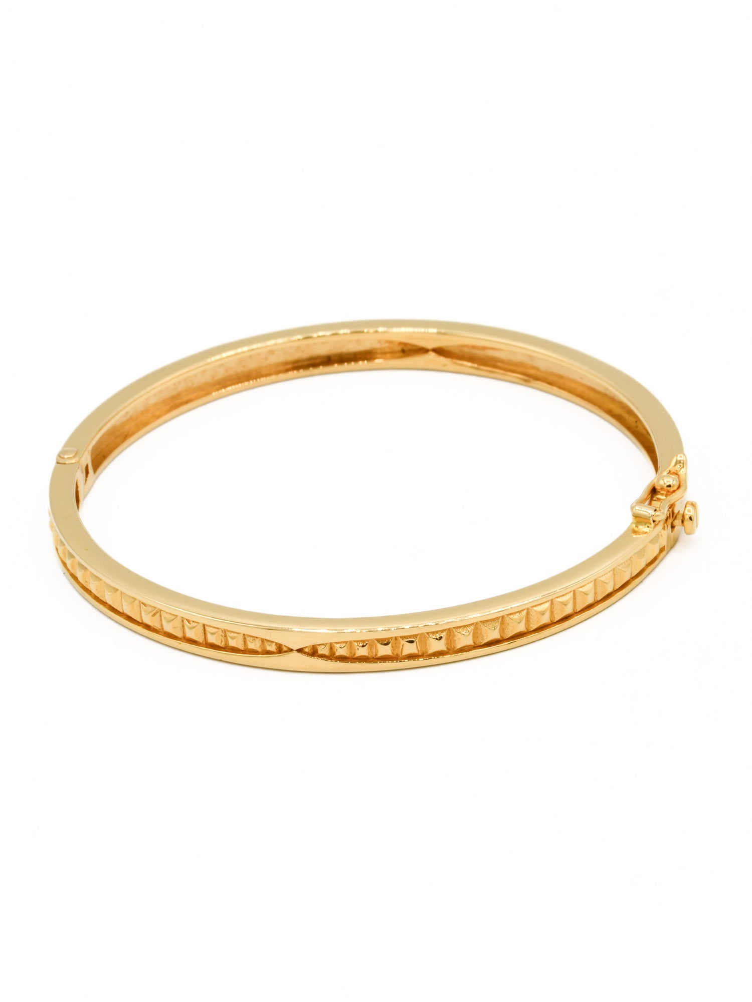 22ct Gold Ladies Bangle