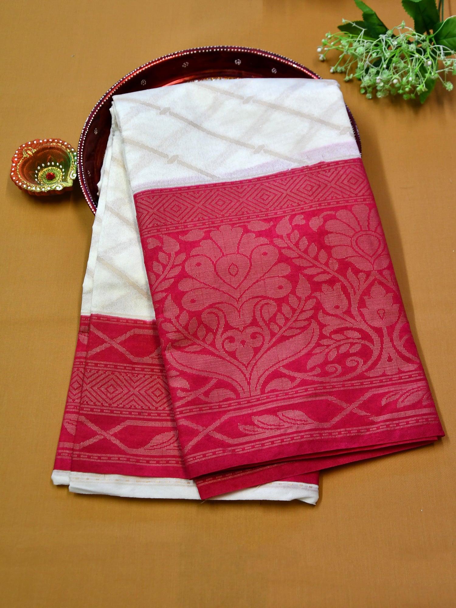 Ruhani Saree