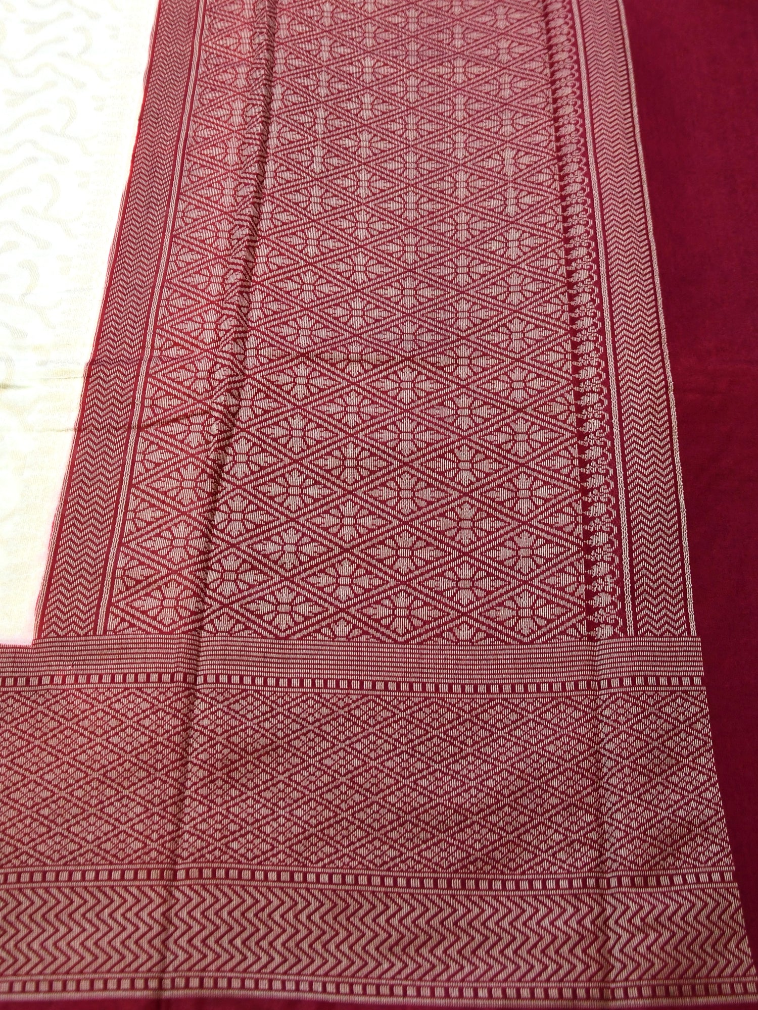 Ruhani Saree