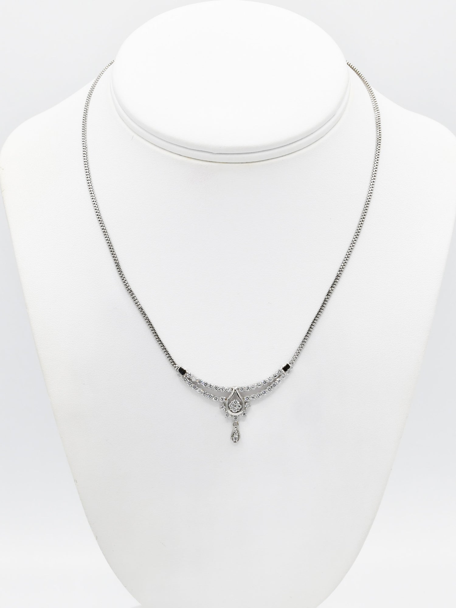 18ct White Gold CZ Necklace set