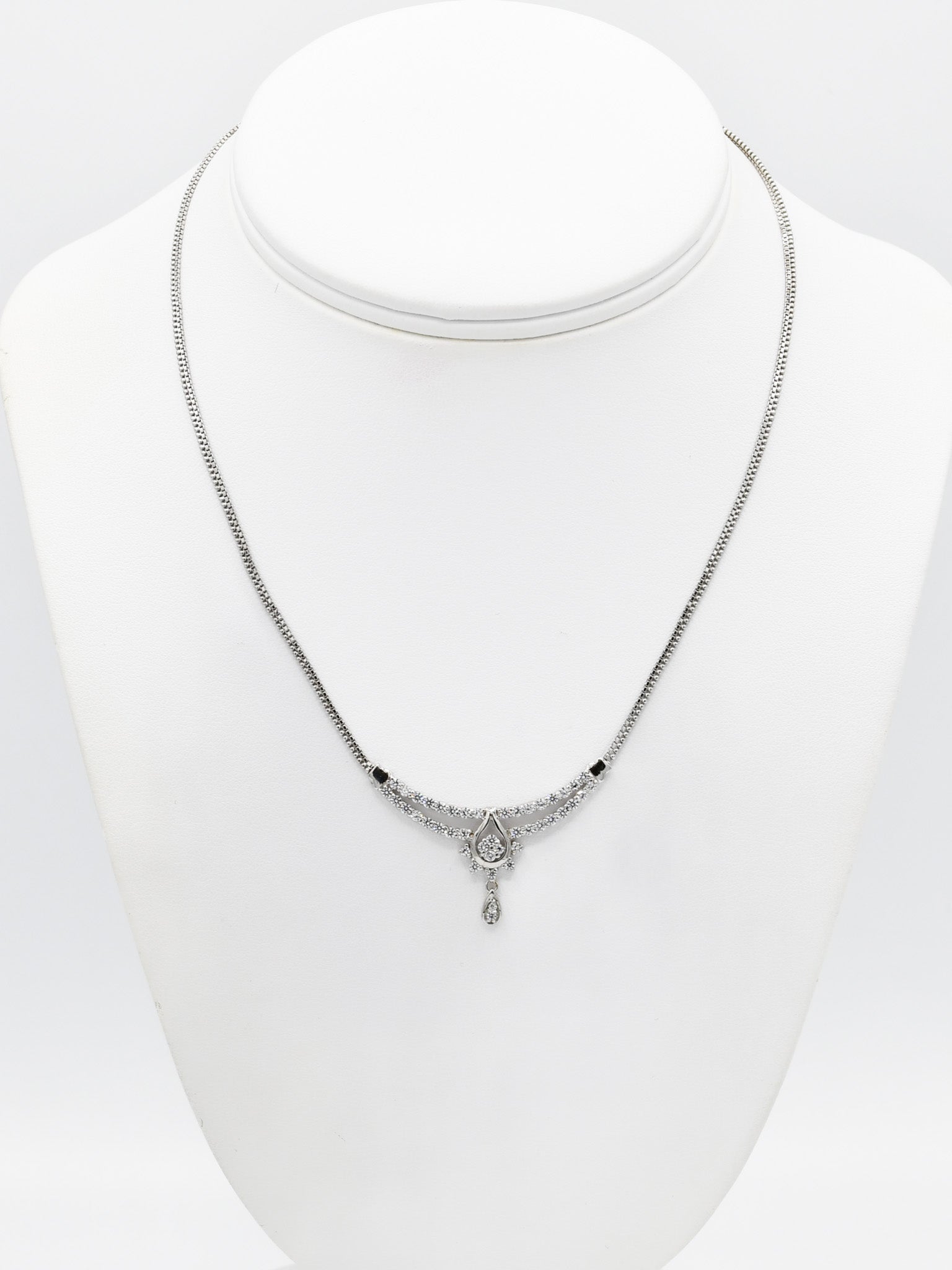 18ct White Gold CZ Necklace set