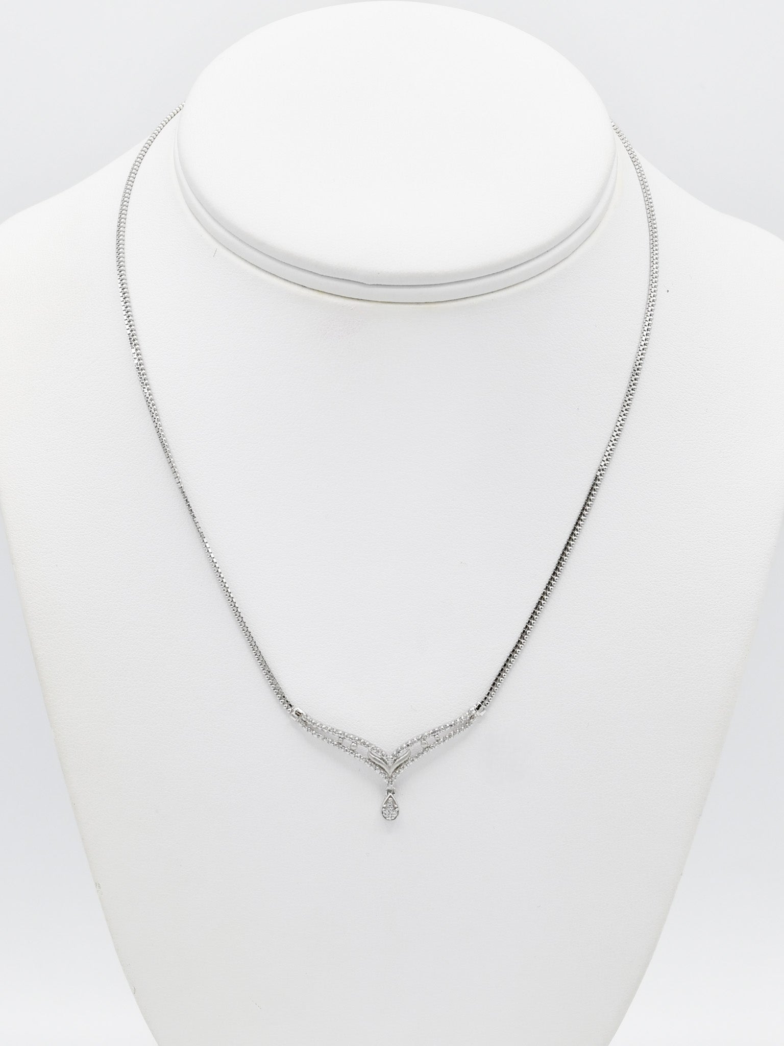 18ct White Gold CZ Necklace set