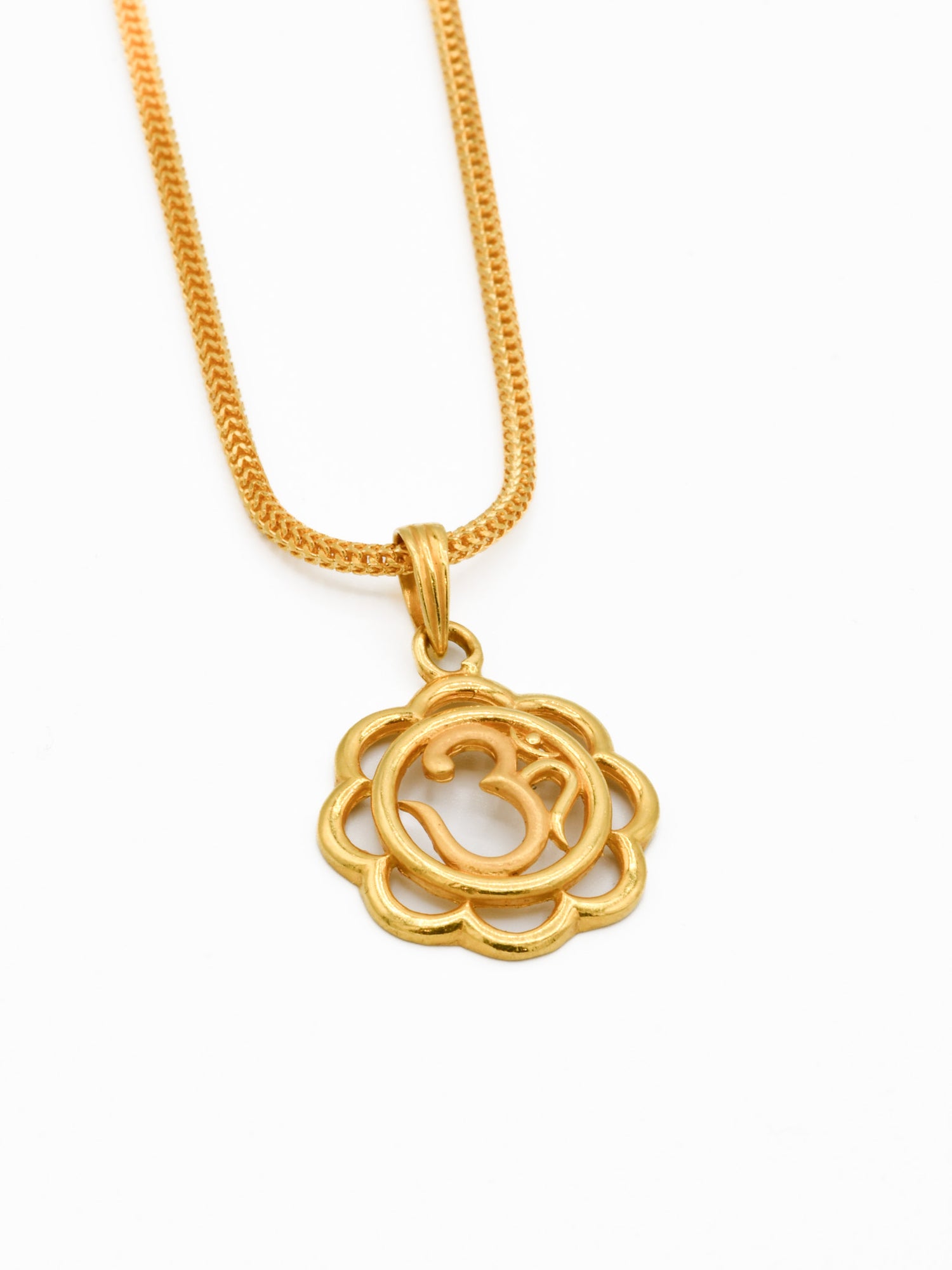 22ct Gold Om Pendant