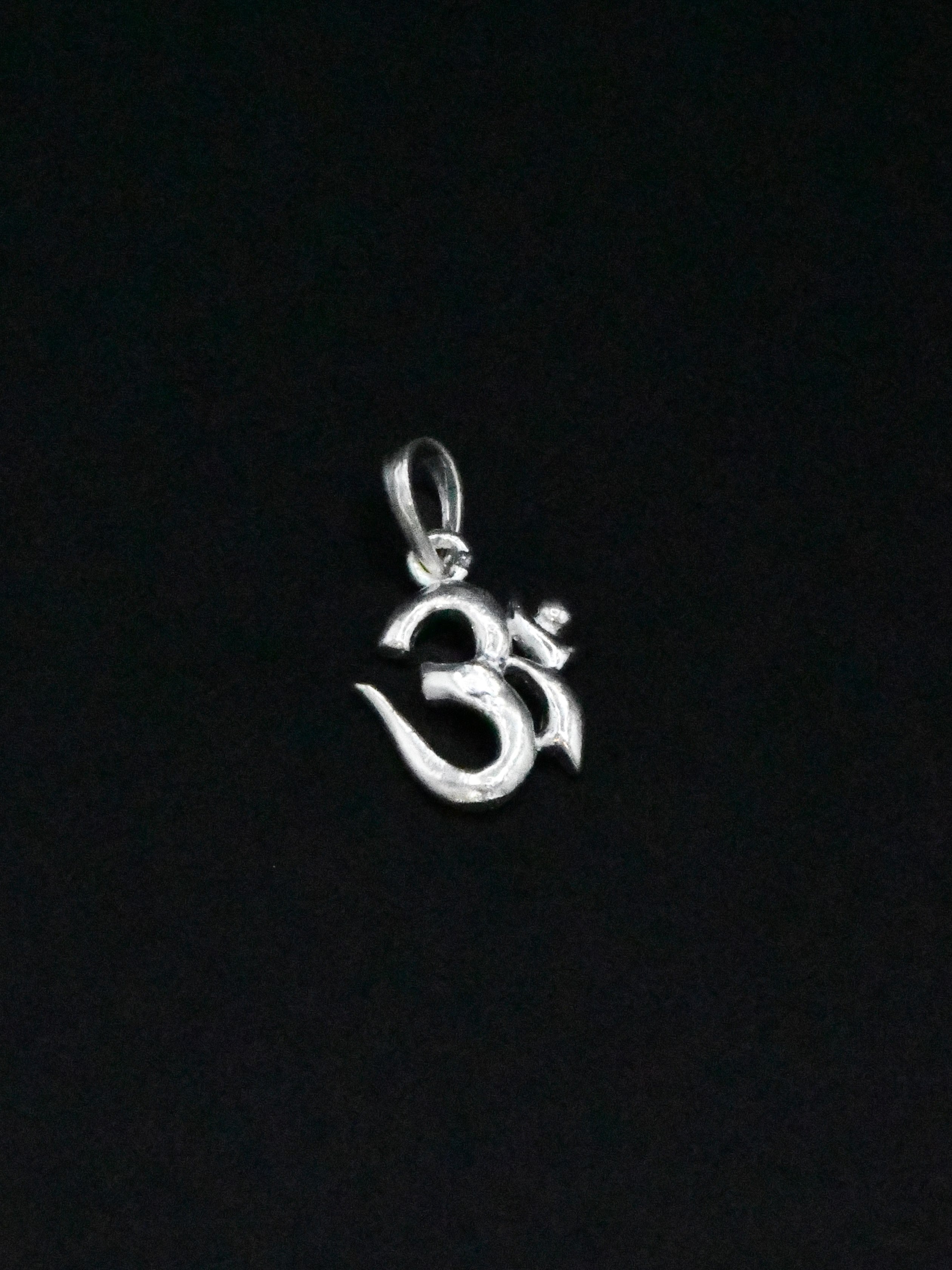 Silver Om Pendant