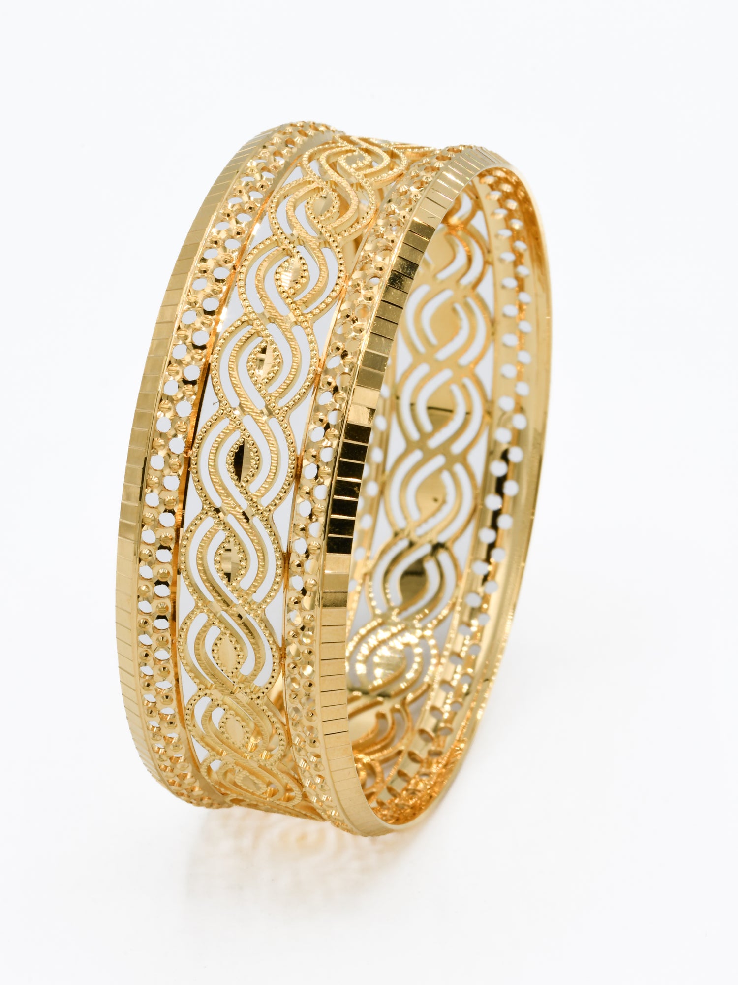 22ct Gold Bangle