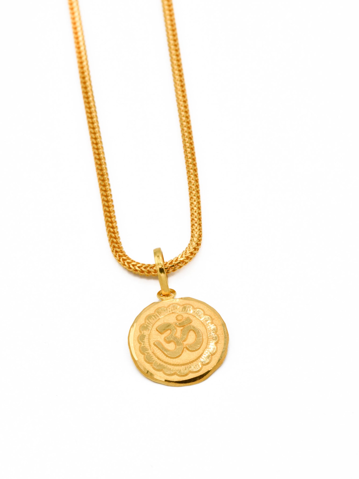 22ct Gold Om Pendant - Roop Darshan