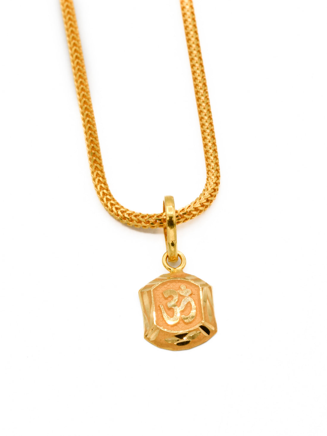 22ct Gold Om Pendant - Roop Darshan