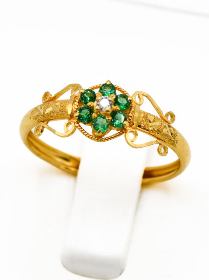 22ct Gold Green CZ Ladies Ring - Roop Darshan