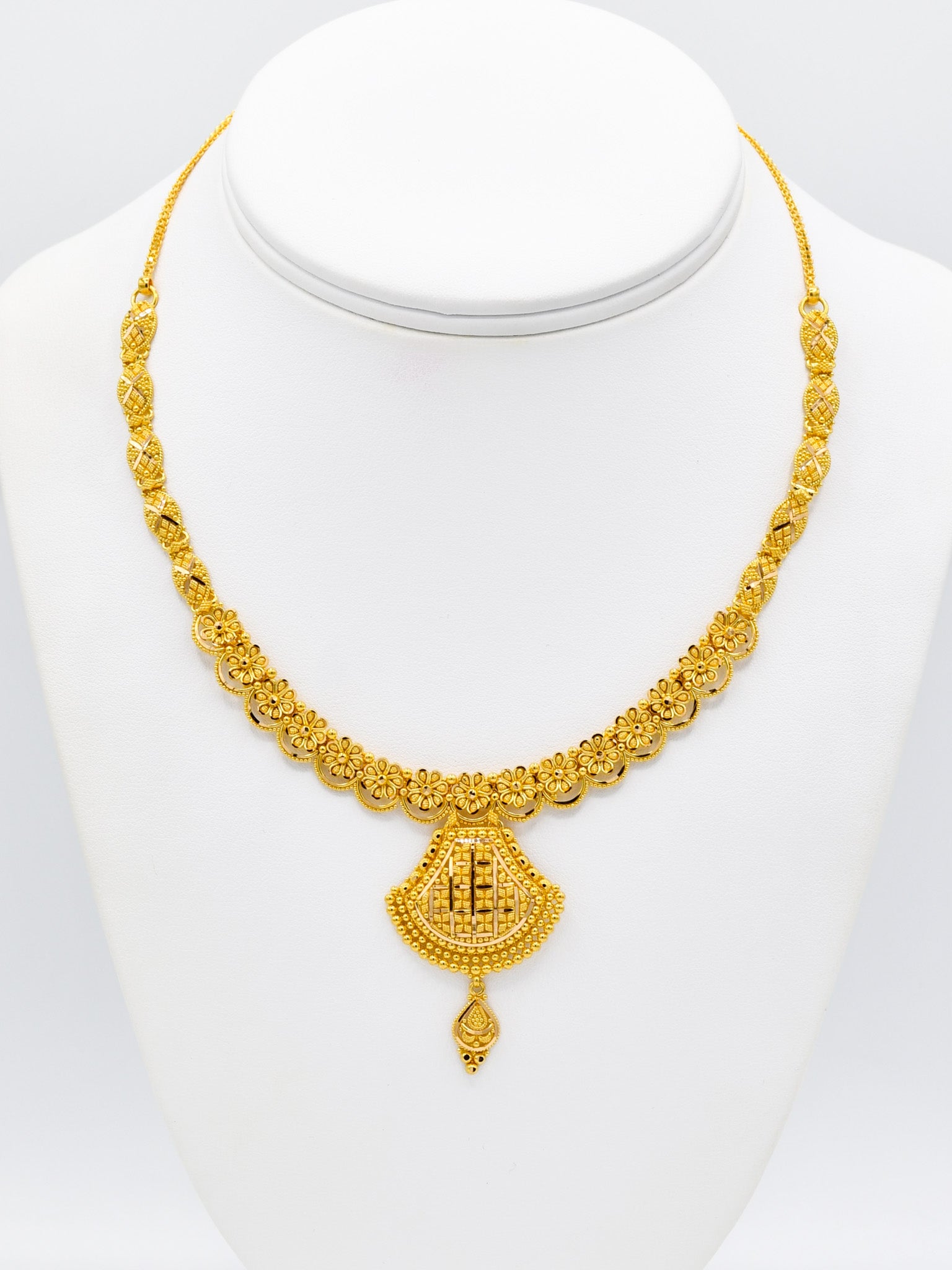 22Kt Gold Necklace Earring Set - stls27222 - US$ 12,259 - 22kt gold necklace  and earrings set is designed with filigree and handmade work.. Ghugirs at  the bot