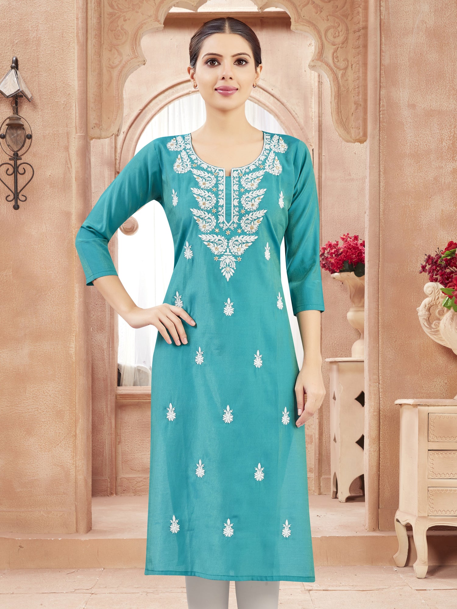 Aruna Kurti