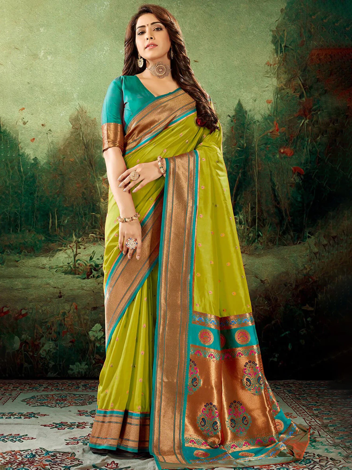 Riddhi Saree