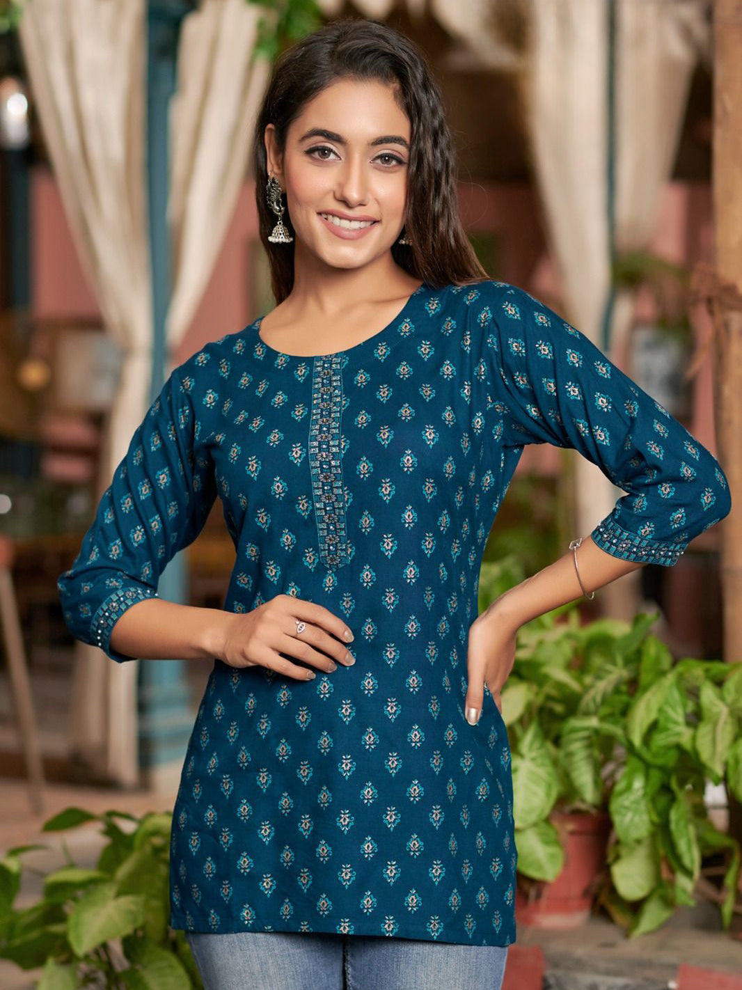 Darshi Short Kurti