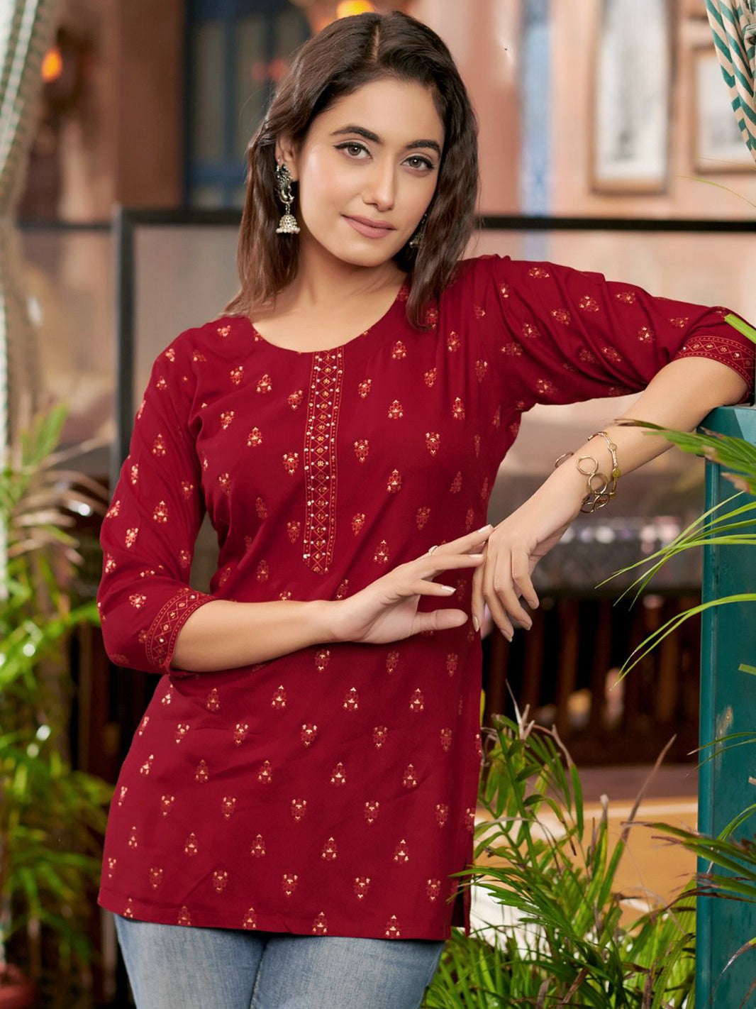 Darshi Short Kurti