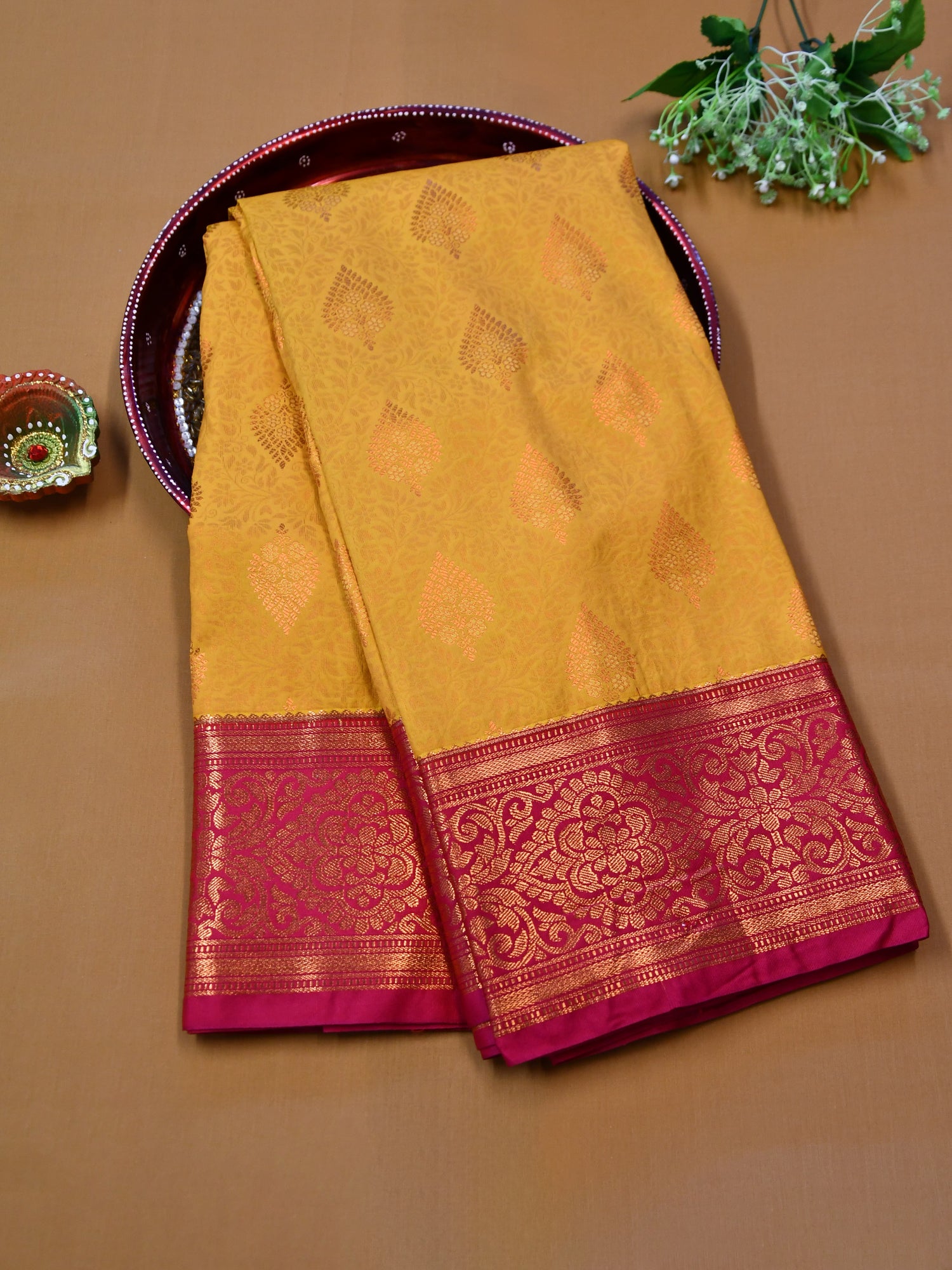 Mahi Saree